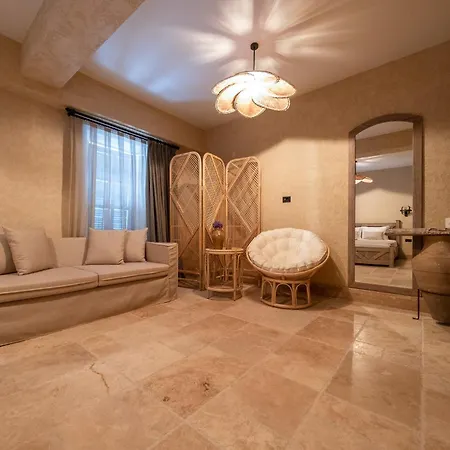 Bıada Otellerı Otel *